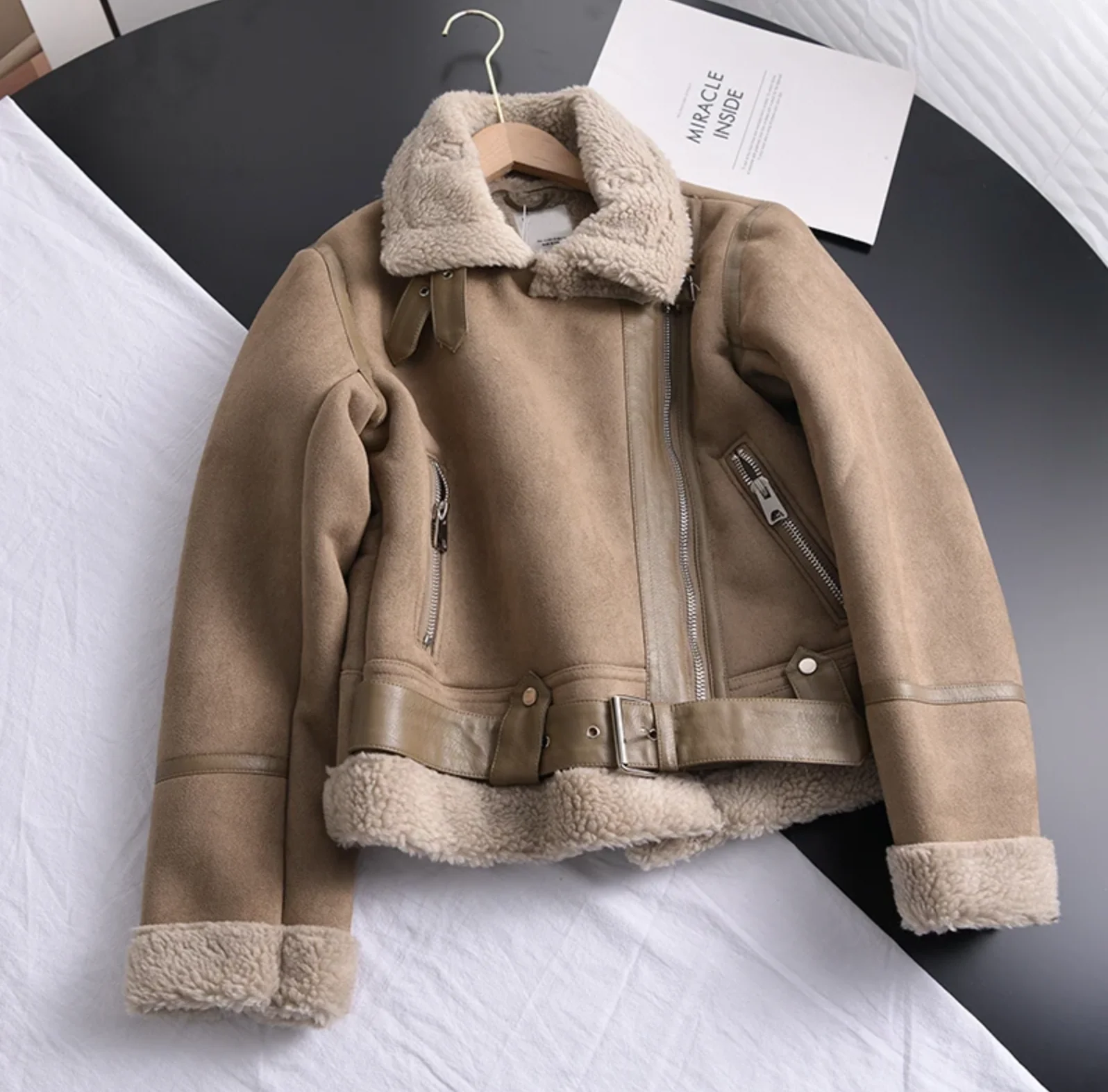 Damen Jacke | kurze Form mit Reißverschluss und gefütterter Innenseite - Image 8