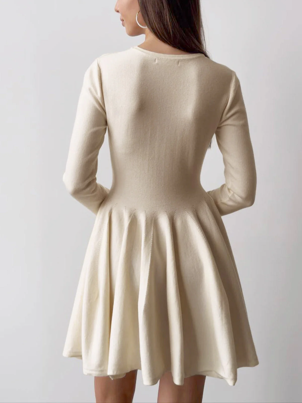 Damen Minikleid | Taillennahe Schnittführung lange Ärmel kurze Form - Image 2