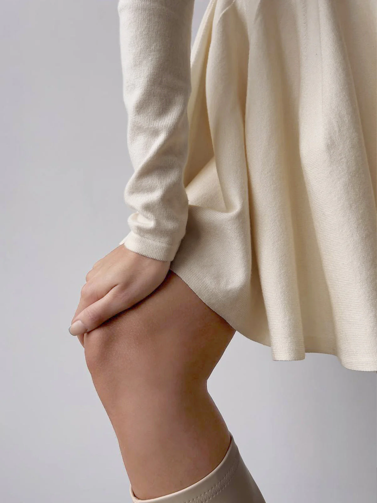 Damen Minikleid | Taillennahe Schnittführung lange Ärmel kurze Form - Image 3
