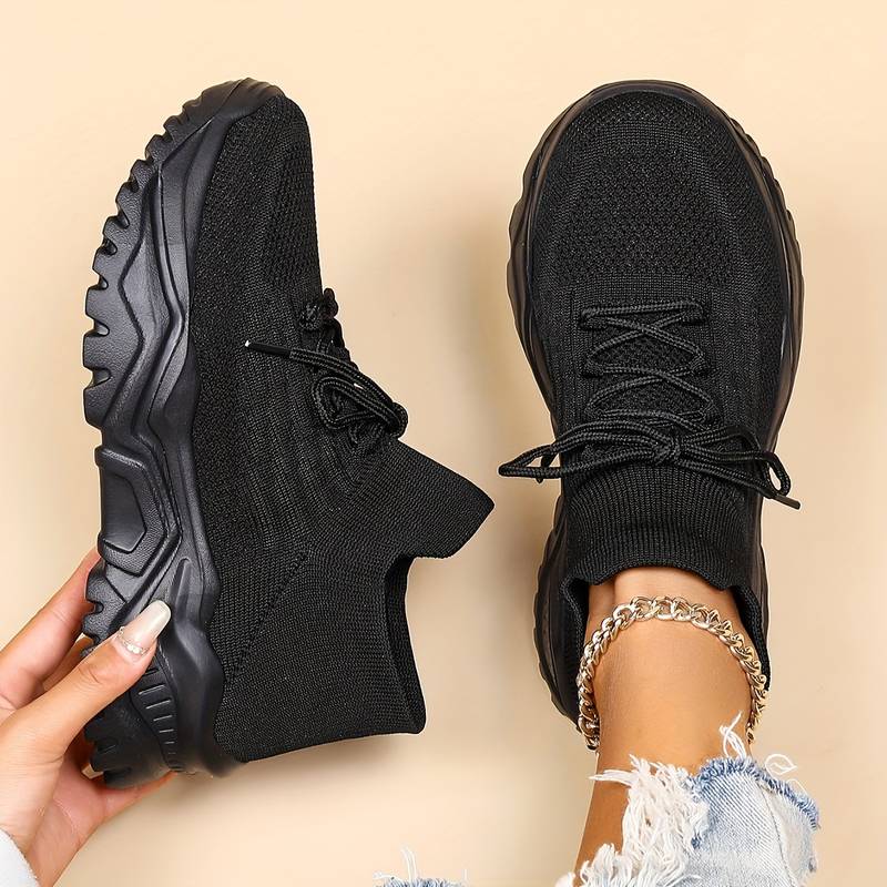 Damen Sneaker | Geschlossene Form mit sportlicher Linienführung - Image 5