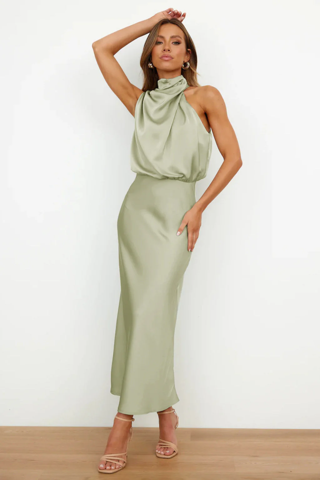 Damenkleid | Neckholder und A-Linienschnitt - Image 5