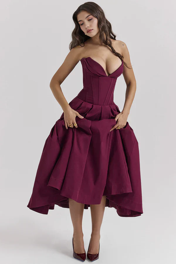 Damenkleid | Trägerlose Ausführung und mittlere Länge - Image 10