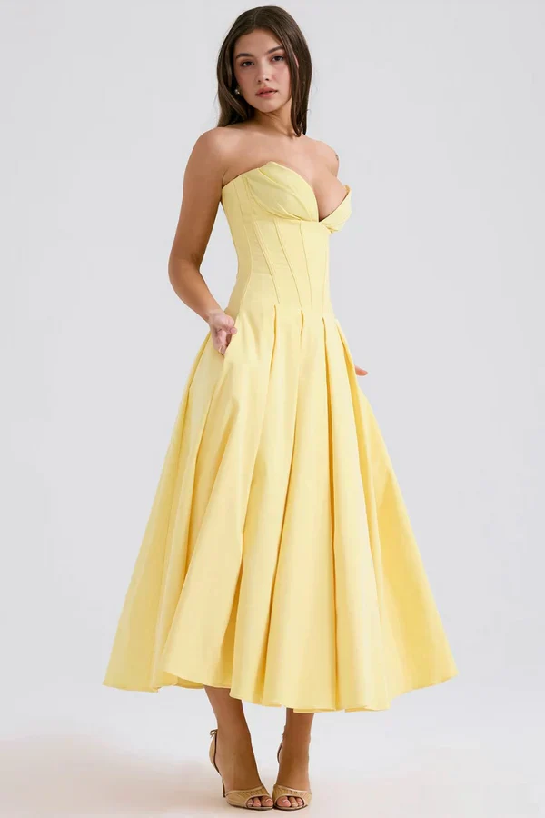 Damenkleid | Trägerlose Ausführung und mittlere Länge - Image 14
