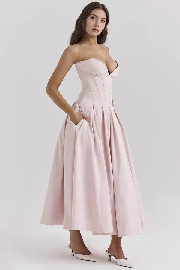 Damenkleid | Trägerlose Ausführung und mittlere Länge - Image 17
