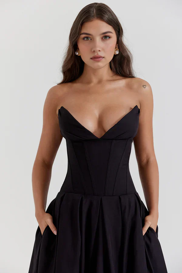 Damenkleid | Trägerlose Ausführung und mittlere Länge - Image 21